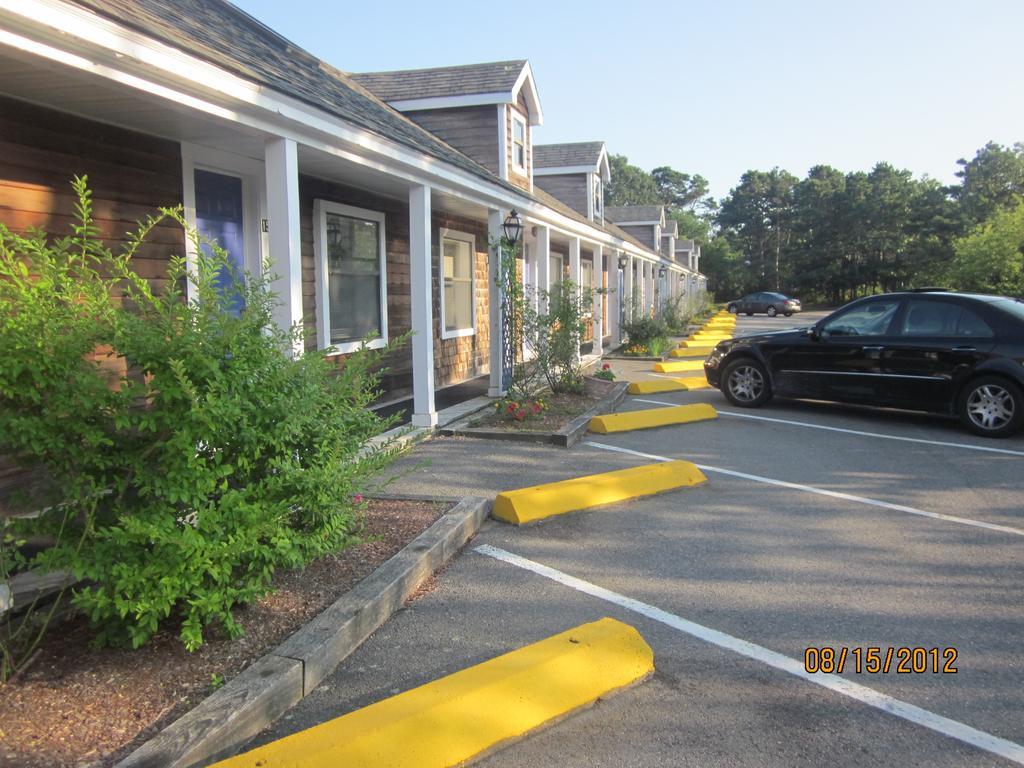 The Club At Cape Cod Hotel Dennisport Exterior photo